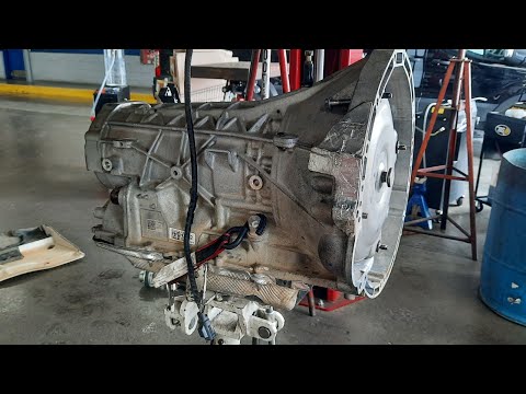 Видео: СНЯТИЕ 10-ступенчатой ​​коробки передач | Ford F150 4x4 / Expedition 4x4