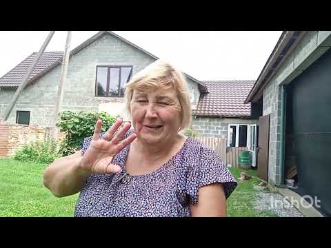 Видео: Робимо порядок в дворі# цибулю вибрали# пройшов сильний дощ.