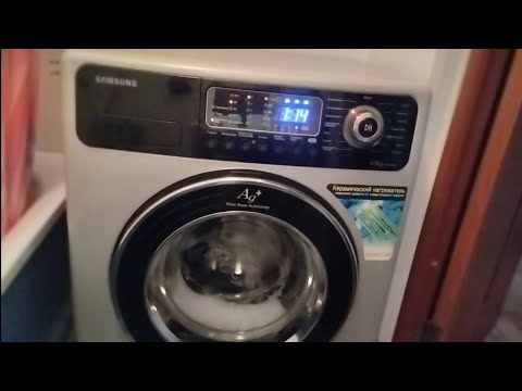 Видео: Стирка полных тёмного вещей на старом Samsung WF7452S9R: Био программа 60°С 5 полоскания 1200об/мин