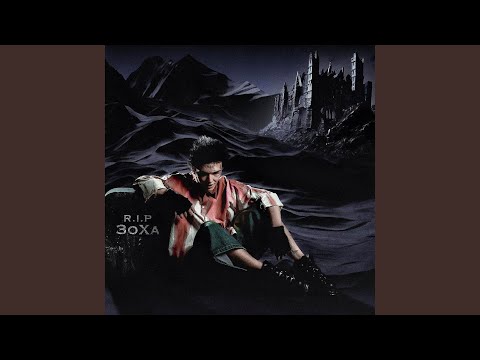 Видео: Гуляю один