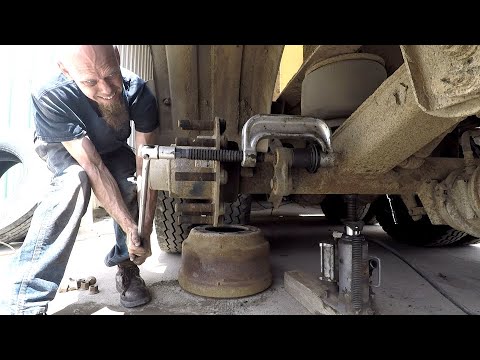 Видео: работа тормозов полуприцепа, заедание анкерных штифтов