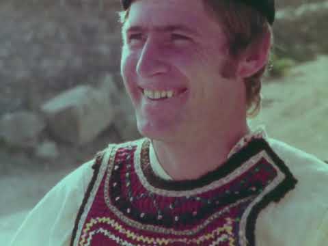Видео: Народни носии од Средна и Источна Македонија