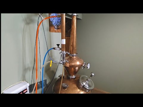 Видео: Дистилляция виски по Шотландский схеме из Сеймского солода!!