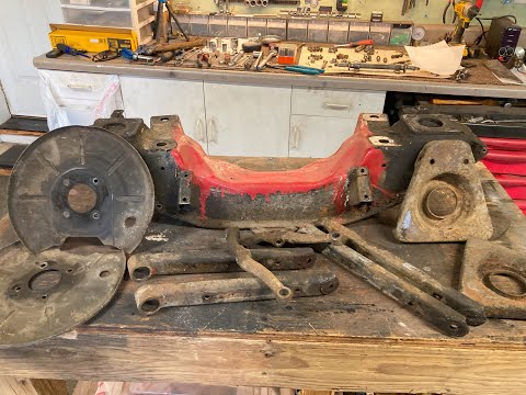 Видео: Реставрация MGB: передняя поперечина и подвеска '64, часть 11