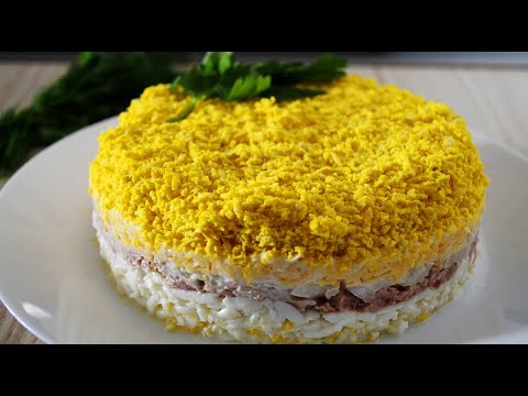 Видео: Салат с консервированным тунцом. Очень вкусный.