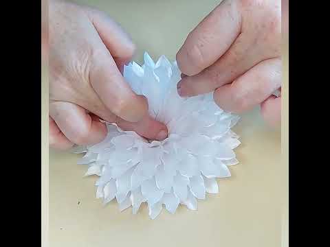 Видео: пышный бант из атласной ленты 2,5 см