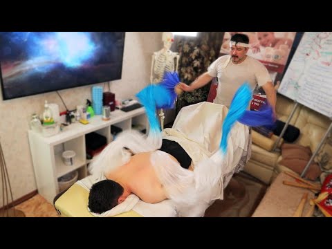 Видео: Самый жесткий массаж спины и мануальная терапия от Олега Гудвина ASMR