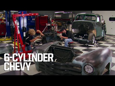 Видео: Переделка рядного шестицилиндрового двигателя для пикапа Chevrolet 1949 года — HorsePower S14, E16
