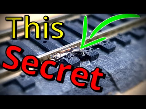 Видео: Как припаять питающие провода к дорожке. Часть 4