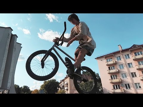 Видео: КАК СДЕЛАТЬ CHICKEN BARSPIN НА BMX | HOW TO CHICKEN BARSPIN |ТРЮКИ НА BMX ДЛЯ НАЧИНАЮЩИХ | ШКОЛА BMX