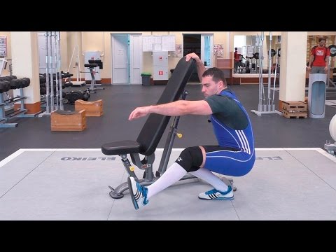 Видео: Приседания на одной ноге: 2 варианта выполнения