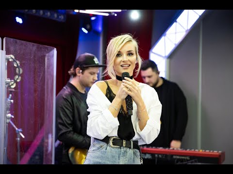 Видео: «Золотой Микрофон. Лучшее»: Полина Гагарина