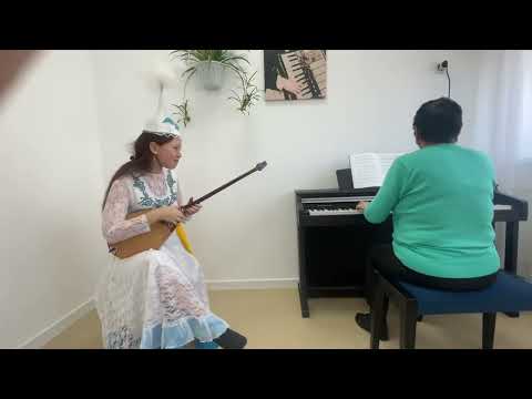 Видео: Е.Үсенов «Ақжелкен», орындайтын Мұхажан Аяулым 