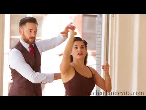 Видео: Ловля плеча и её вариации: урок линди-хопа