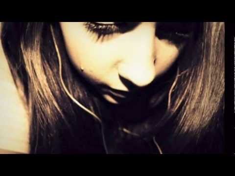 Видео: Yokata - Снимка на стената