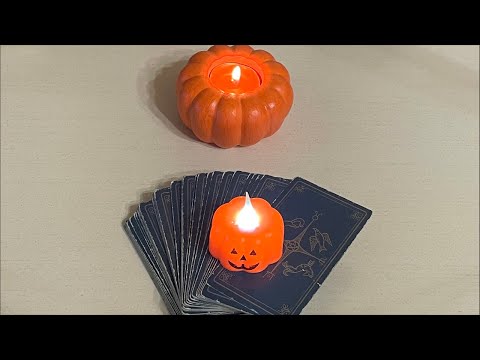 Видео: ОТВЕТЫ ТАРО НА ВАШИ ВОПРОСЫ В ПРЯМОМ ЭФИРЕ 🎃 ХЭЛЛОУИН 👻