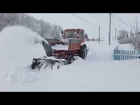 Видео: Т-16 пробивает плотный снег