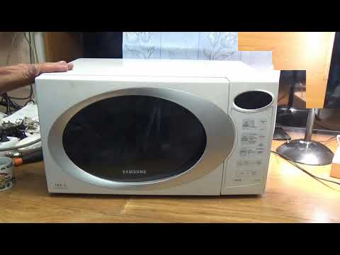 Видео: Хлопки и вспышки в микроволновке