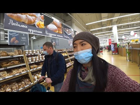 Видео: Готовимся к новому году. Выбираем елку. Гуляем по Ашану