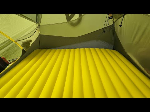 Видео: Королівське ложе у  наметі або огляд надувного килимка Big Agnes Divide Insulated Double Wide