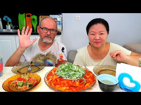 Видео: МУКБАНГ с Алексеем: ХАНУМ как на базаре в ТАШКЕНТЕ и САЛАТ