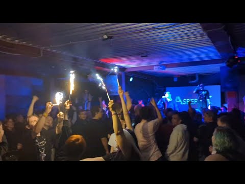 Видео: Как выглядит концерт с точки зрения АРТИСТА? В гримёрке с Asper X