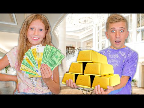 Видео: Нашли КУЧУ ДЕНЕГ в КОРОБКЕ! Сколько собрали?