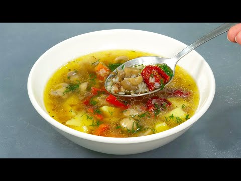 Видео: ПОТРЯСАЮЩЕ вкусные ГРИБНЫЕ СУПЫ - ТРИ РЕЦЕПТА сразу и очень вкусный домашний ХЛЕБ за полчаса!