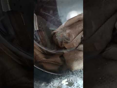 Видео: Стирка верхней одежды по итогу стирка наволочек от подушек