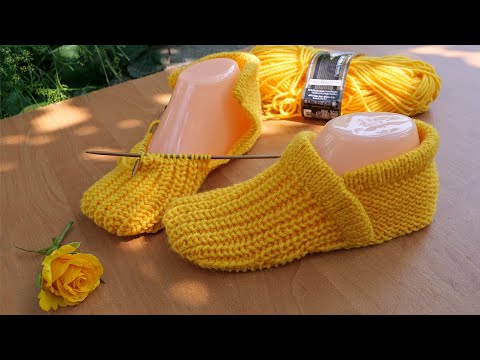 Видео: Новинка 🔥 Вяжем следки c интересными манжетиками спицами 🌞 Slippers knitting pattern