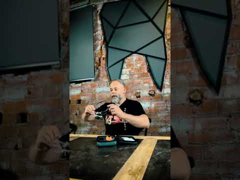 Видео: Видеообзор бинокуляров Brilliance и Полимеризационной лампы Curing Pen от Сергея Чикунова ч 2