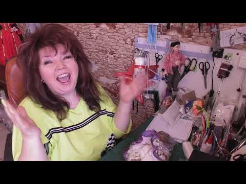 Видео: Колоритная дама издевается над мошенниками!