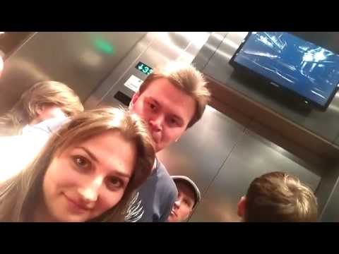 Видео: Лифт Останкинской башни застрял!