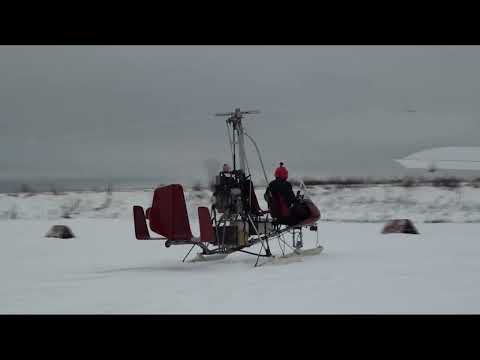 Видео: Красный автожир на лыжах с двух камер