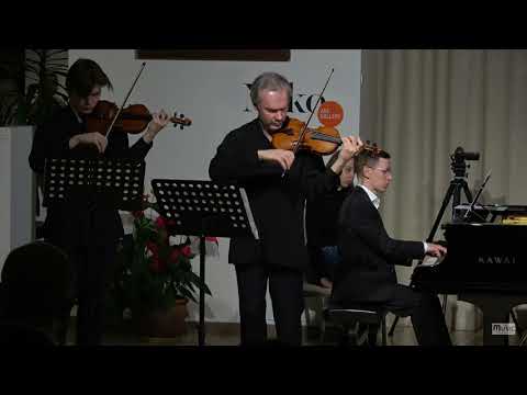 Видео: Shostakovich: 5 Pieces for Two Violins and Piano/Шостакович 5 пьес для двух скрипок и фортепиано