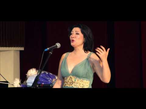 Видео: М. Матусовский "Белой акации гроздья душистые" - Замира Мавлянова