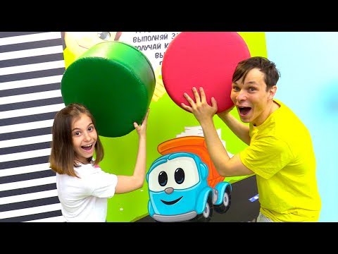 Видео: Квест: Федор и Вика на Мультимире - Отдых в Москве - Куда сходить