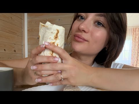 Видео: Mukbang | Мукбанг крабовый рулетик. Приятного 🥰