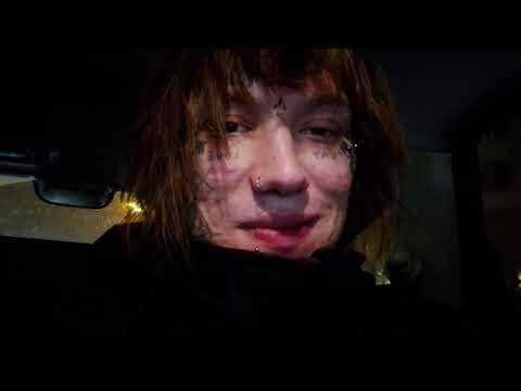 Видео: Юра CODE80 / CODE10 смотрит в душу через экран и ходит по магазину (нарезка с ИРЛ стрима)