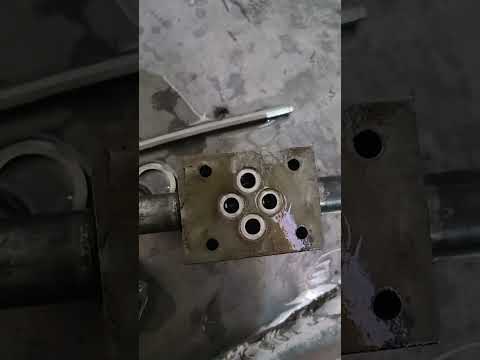 Видео: Видео 2 , ремонт гидроcтатики Sauer от катка Bomag или Hamm или дорожной фрезы Wirtgen