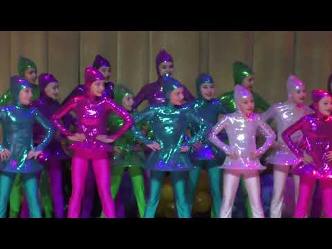 Видео: Самый лучший танец инопланетянок "НЛО" , "Стелз", Киев, новый год 2018-2019