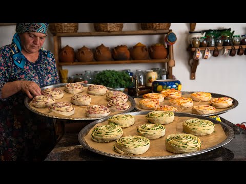 Видео: Слоёные Деревенские Лепёшки Со Свежей Начинкой 🥬🥕