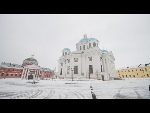 Видео: Избранные песнопения Божественной литургии.