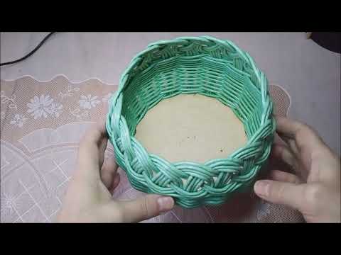 Видео: Корзинка с ажурной загибкой из бумажной лозы