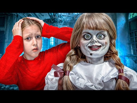 Видео: ПРОКЪЛНАТА КУКЛА! Проклятието на Анабел в къщата на Амелка