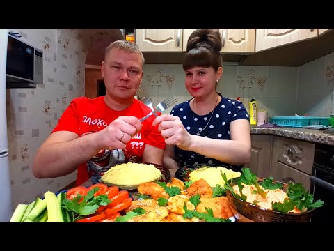 Видео: Мукбанг. Картофельное пюре и рыба в кляре | Mukbang. Mashed potatoes and battered fish