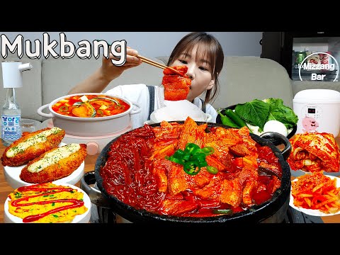 Видео: Sub)Real Mukbang- Корейская домашняя еда 🍱 Жареная острая свинина 🔥 Лапша 🍜 ASMR KOREAN FOO