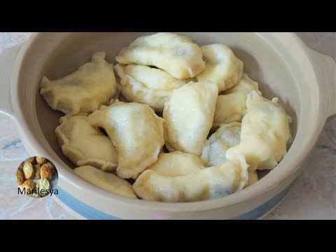 Видео: Идеальное дрожжевое тесто на ягодные вареники,вареники с вишней не текут не лопаются,нежные!