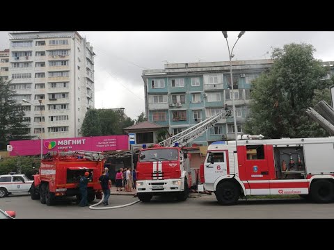 Видео: Пожар в квартире на Макаренко. Погиб молодой человек