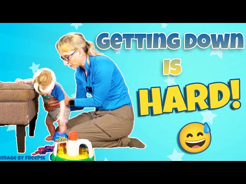 Видео: Малыш стоит, но не может сесть? 😅 | Учим контролировать движение вниз | Детская физиотерапия #37